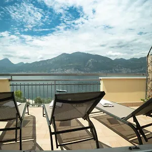 Apartment Penthouse Casa Alkea Masse View