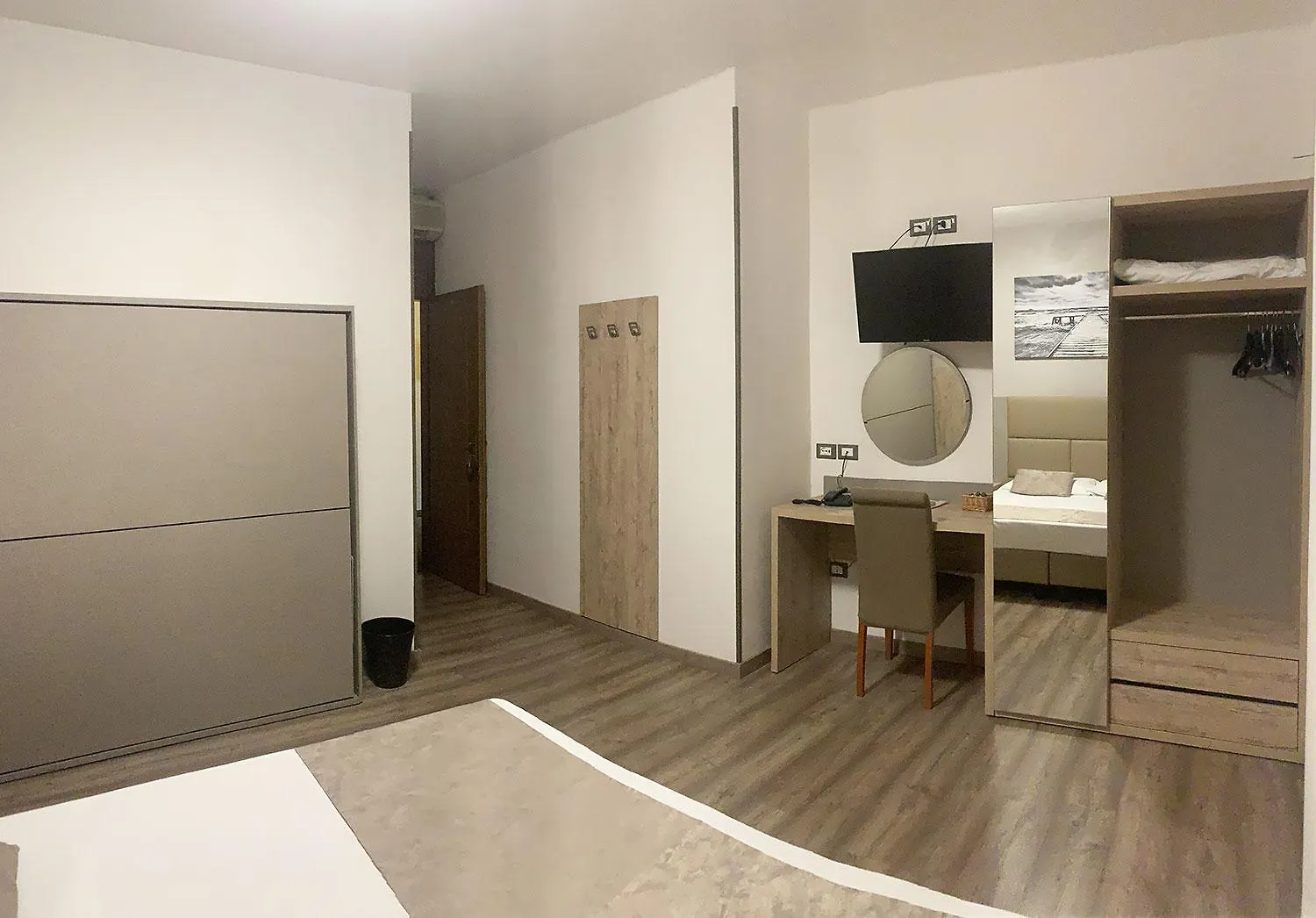 ברנצונה סול גארדה Hotel Rabay