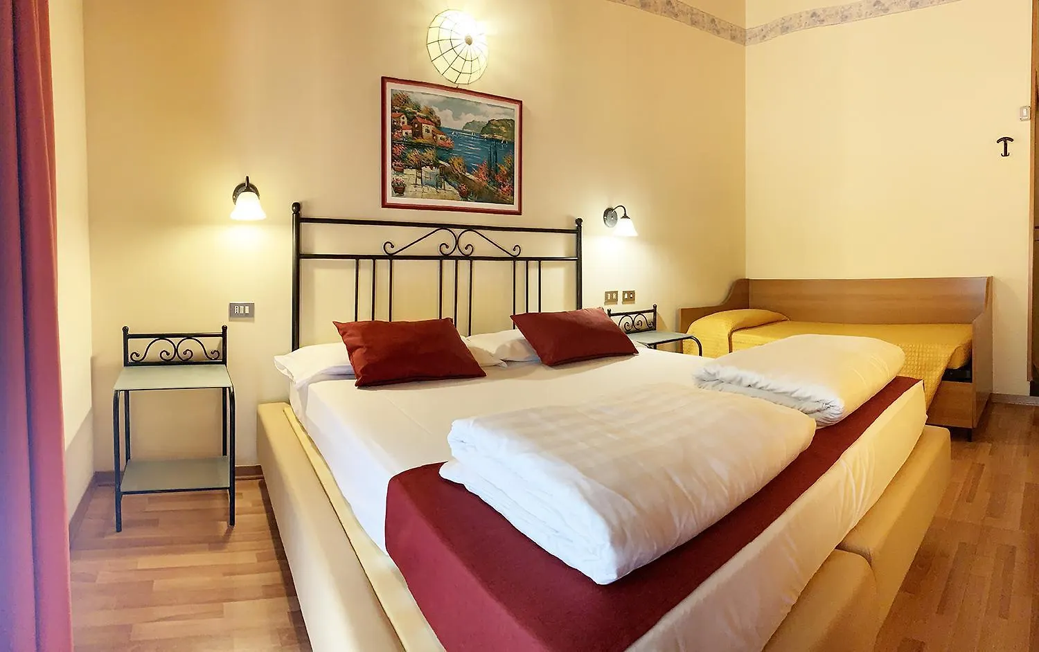 Hotel Rabay Brenzone sul Garda