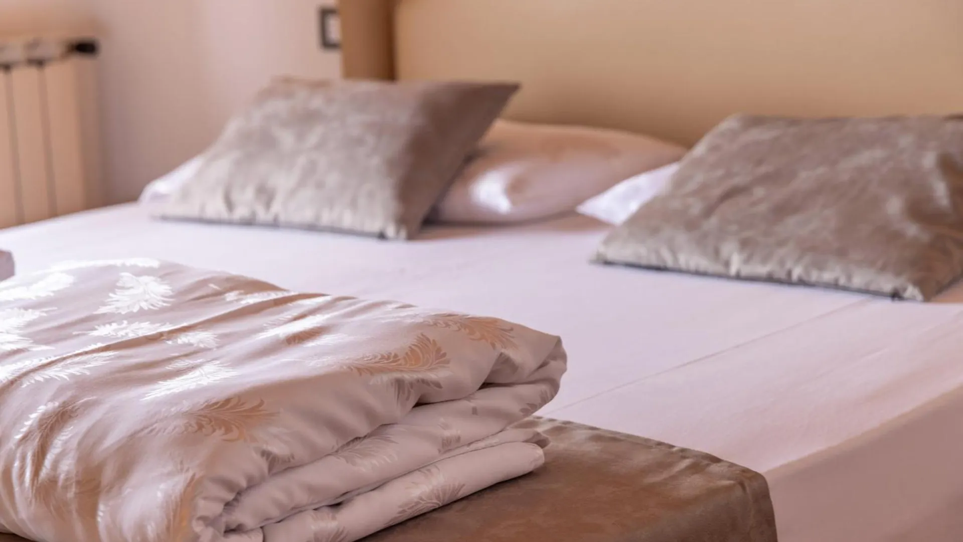 Hotel Rabay Brenzone sul Garda
