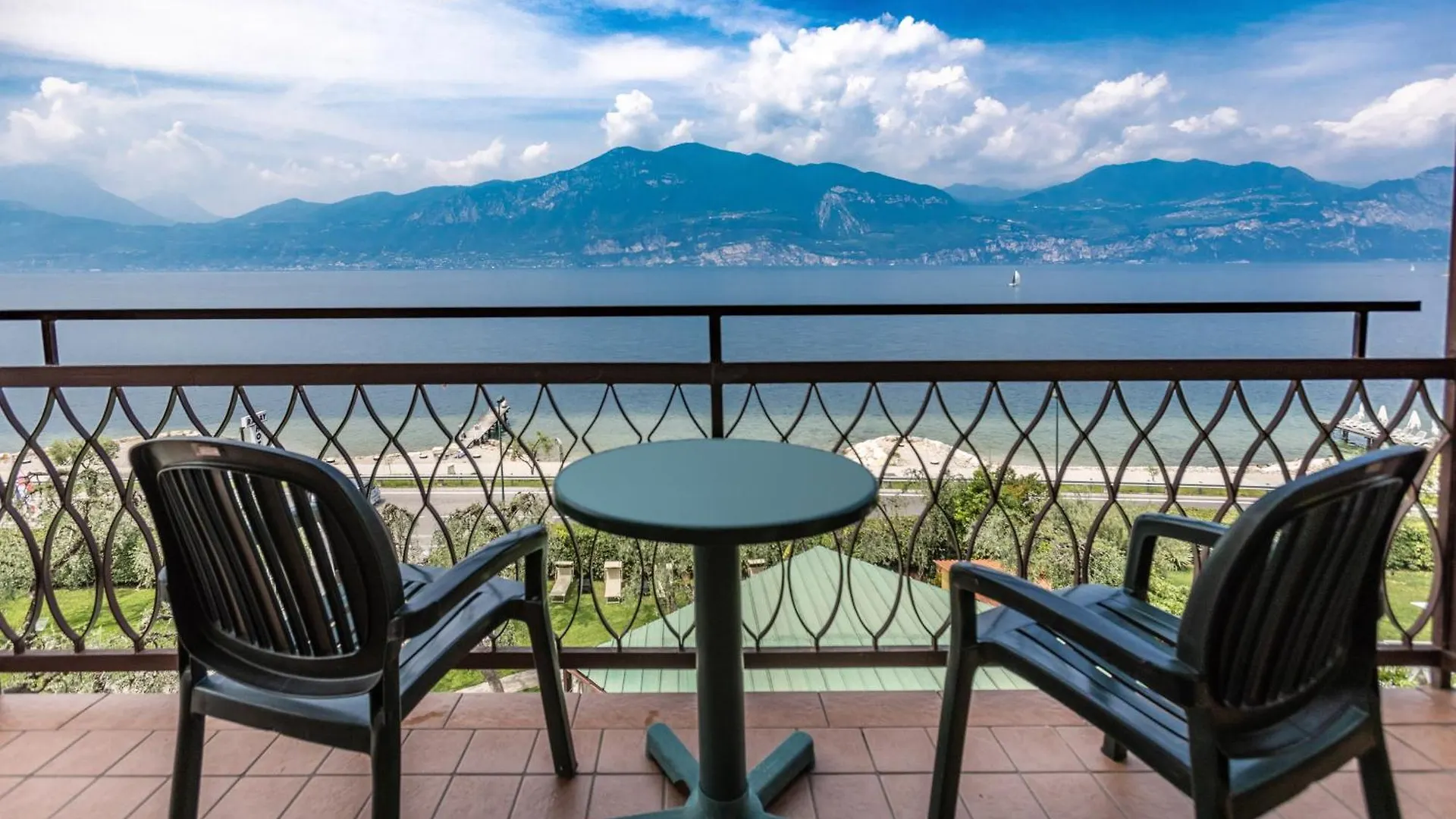 Hotel Rabay Brenzone sul Garda 3*,