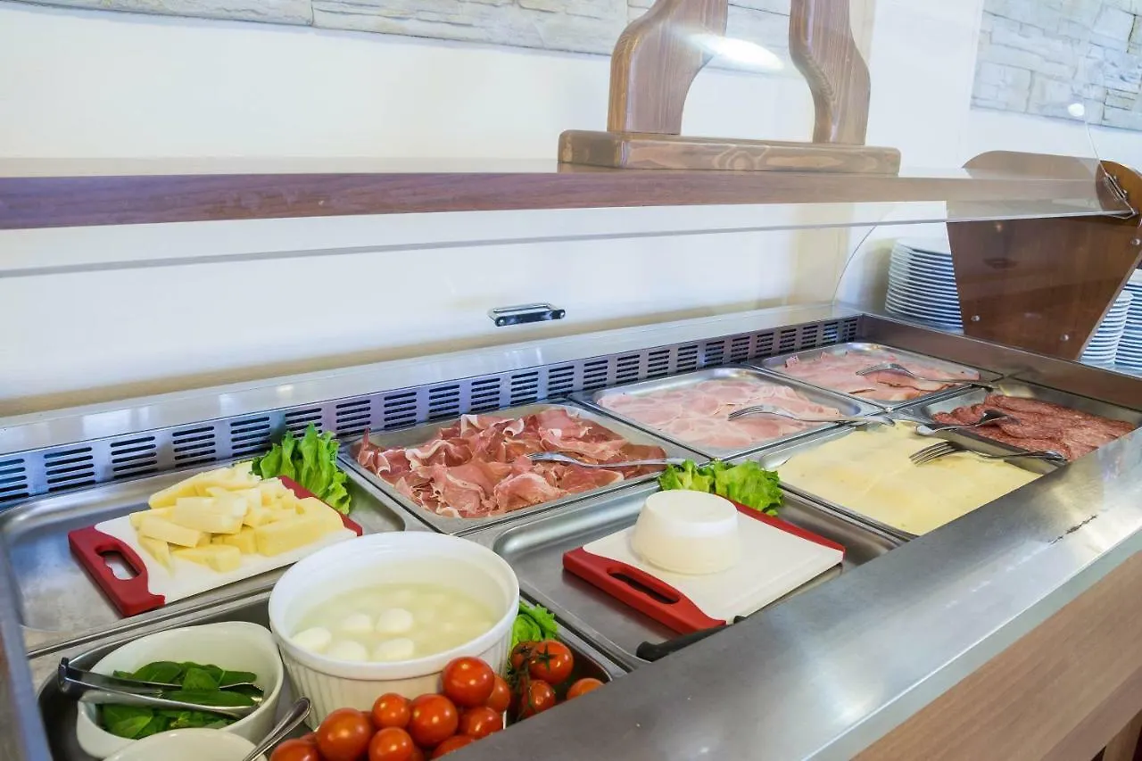 ברנצונה סול גארדה Hotel Rabay